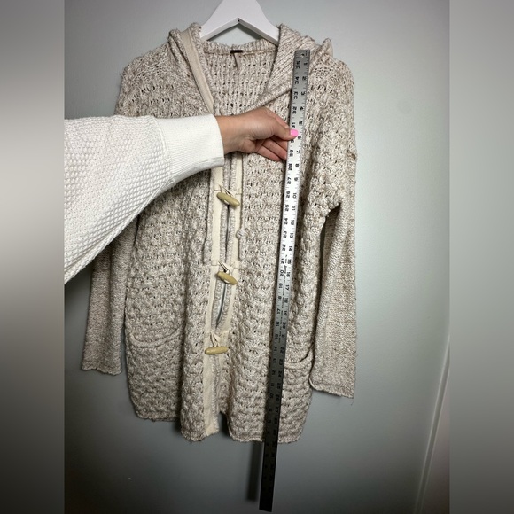Free People | Women’s tan/cream Turn Up The Sun hooded toggle sweater coat Sz XS - Picture 13 of 17